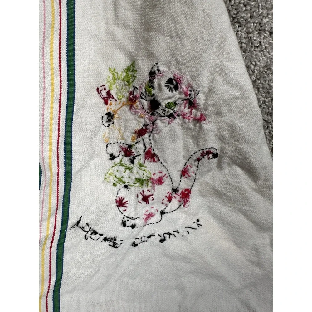 The Unbranded Brand charming vintage
